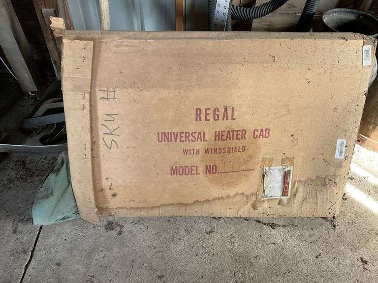 Universal heat houser with Windshield Legacy Auction Company