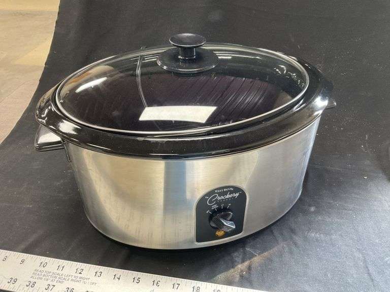 West Bend crockpot Legacy Auction Company