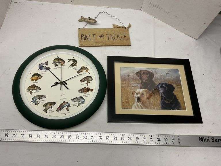 Fish clock, decor Legacy Auction Company