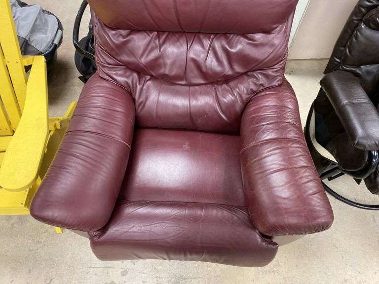Lazy boy recliner Legacy Auction Company