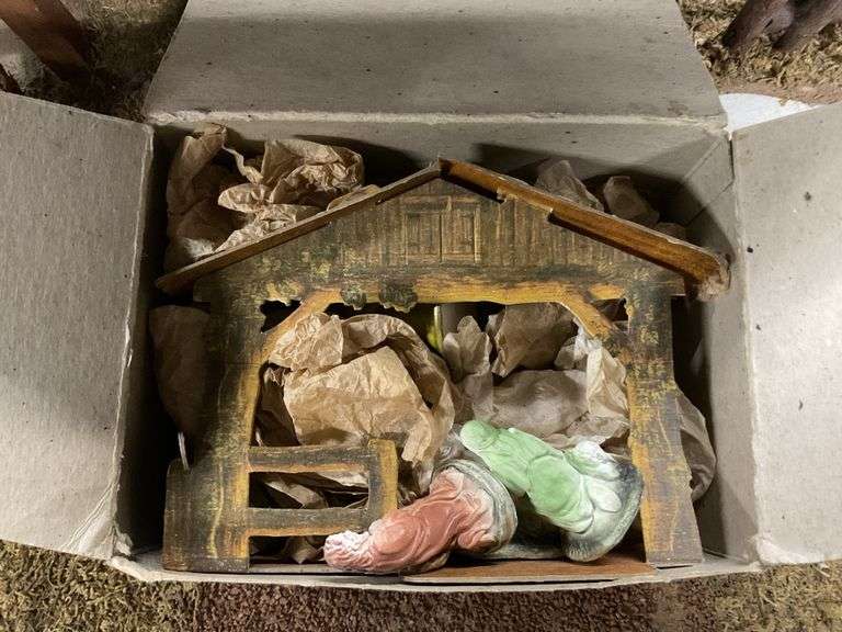 Nativity scene Legacy Auction Company