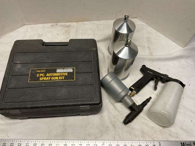 Automotive spray gun kit, accessories Legacy Auction Company