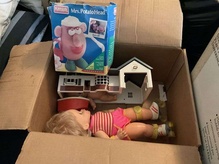 Miscellaneous toys - Legacy Auction Company
