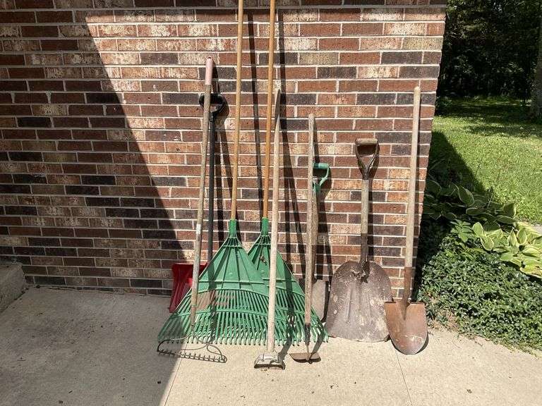 Shovels, rakes and hoes Legacy Auction Company