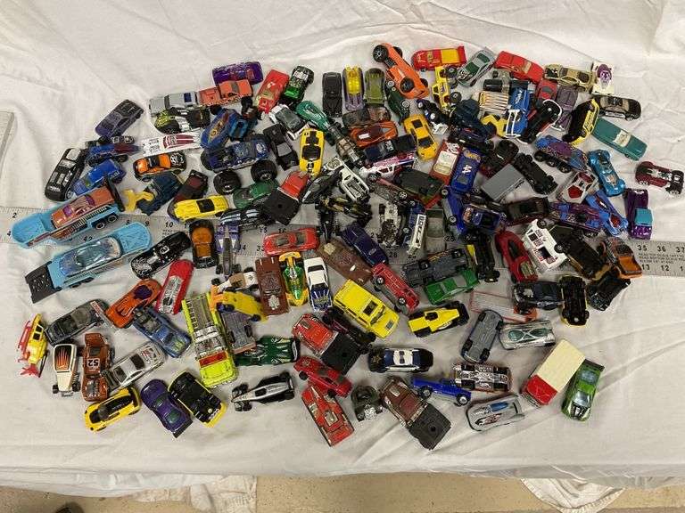 hot-wheels-etc-cars-legacy-auction-company