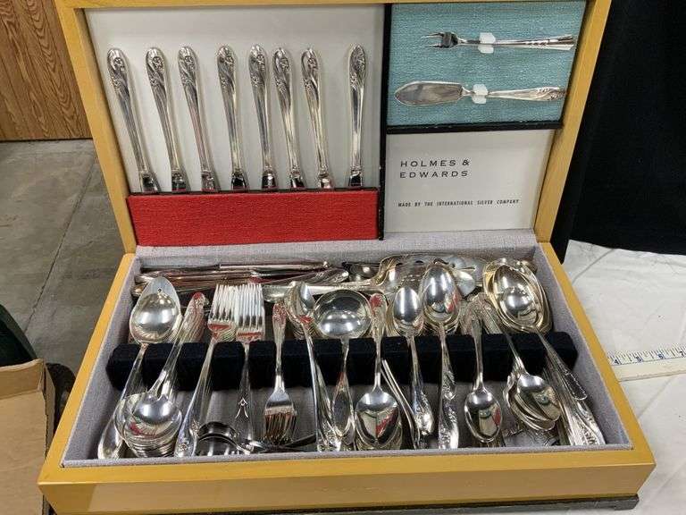 Holmes Edwards silverware Legacy Auction Company