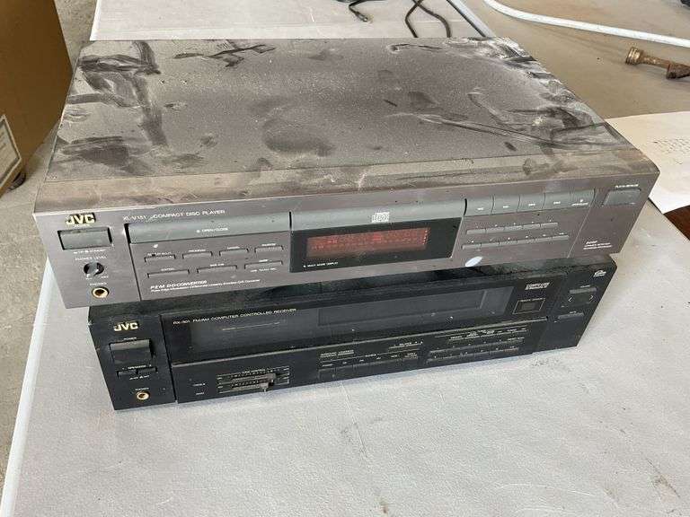 Compact disc players Legacy Auction Company