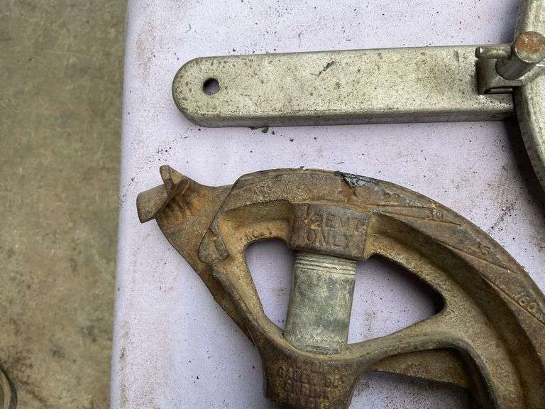 Assorted levels and halfinch EMT bender etc. Legacy Auction Company