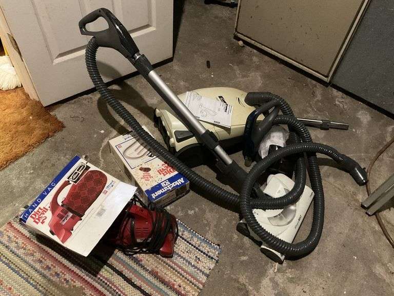 2 Vacuum cleaners Legacy Auction Company