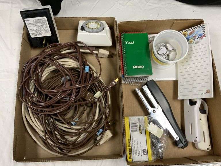 Timers, extension cords and miscellaneous Legacy Auction Company