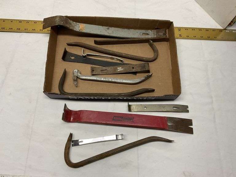 Miscellaneous pry bars Legacy Auction Company