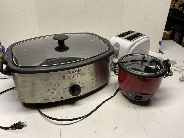 Roaster, toaster and mini crockpot Legacy Auction Company