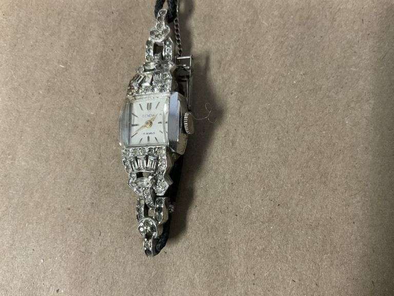 Geneva 17 jewel ladies watch Legacy Auction Company