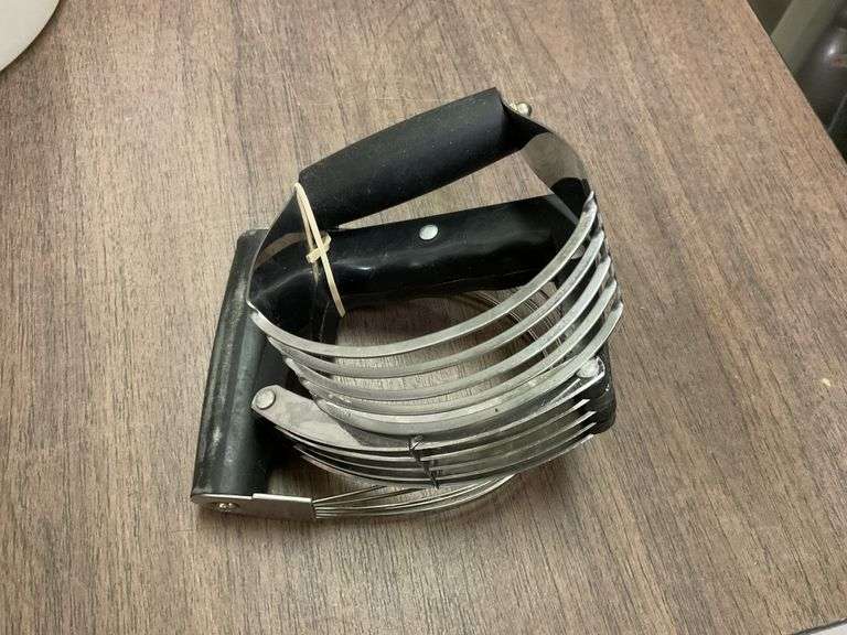 Pastry blenders. Legacy Auction Company