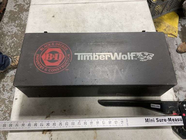 Black and Decker Timberwolf 1/2 in. right angle Legacy Auction Company