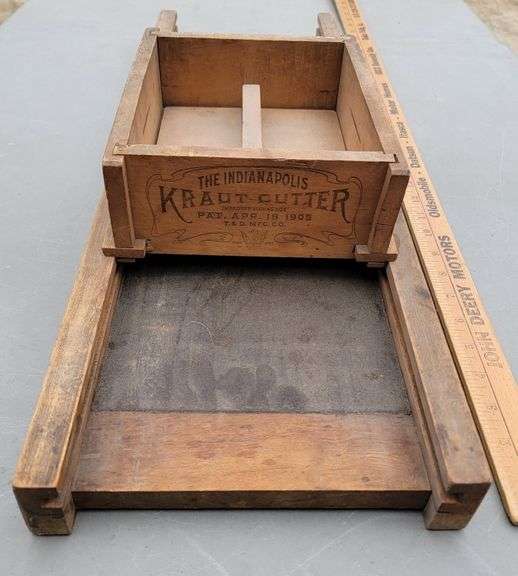 Vintage "The Indianapolis" Kraut Cutter (Nice Legacy Auction Company