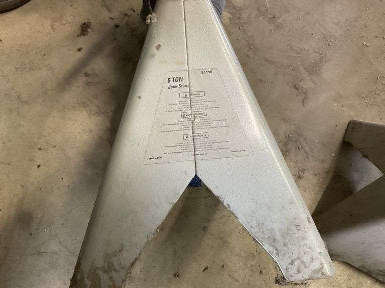 AC Delco 6 ton jack stands Legacy Auction Company