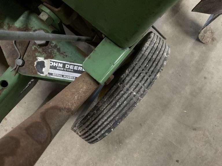 John Deere 624 garden tiller, runs Legacy Auction Company