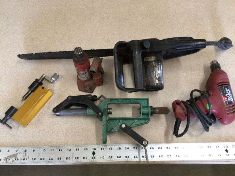 Tools and casing trimmer Legacy Auction Company