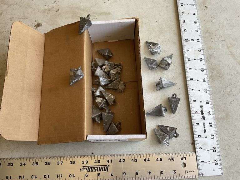 Decoy weights Legacy Auction Company