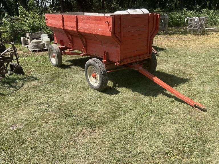 11 feet long flare box Legacy Auction Company