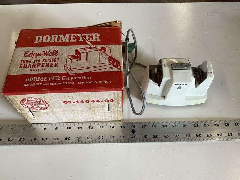 Dormeyer knife and scissors sharpener Legacy Auction Company