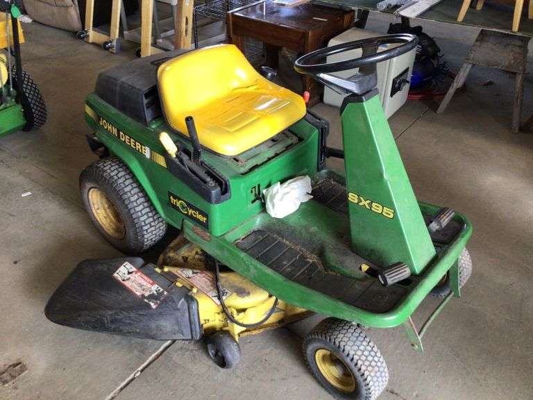 john-deere-sx95-12-5-hp-38-in-deck-legacy-auction-company