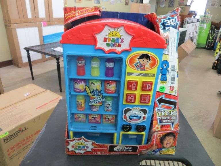 Ryan's World Toy Vending Machine Lambrecht Auction, Inc.