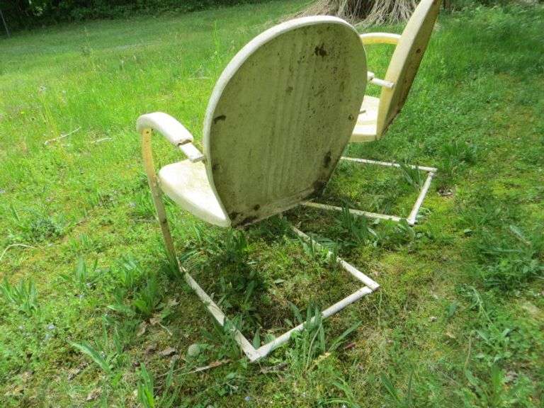 Pair of Metal Lawn Chairs Lambrecht Auction, Inc.