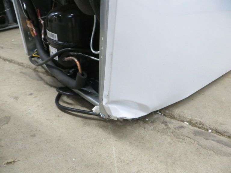 Insignia™ 7 Cu. Ft. Upright Freezer White Lambrecht Auction, Inc.