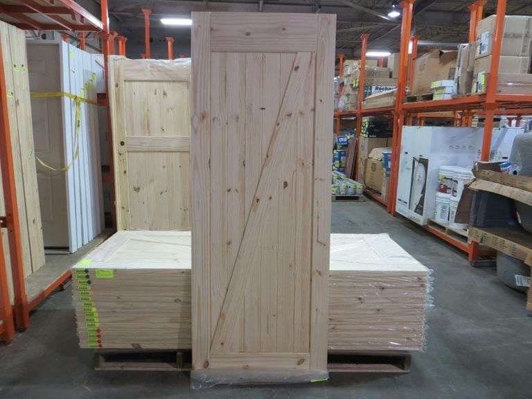Interior Knotty Pine Barn Door 32" x 84", Z Panel Lambrecht Auction, Inc.