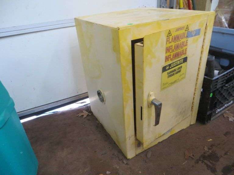 Small Steel Flammables Lambrecht Auction, Inc.