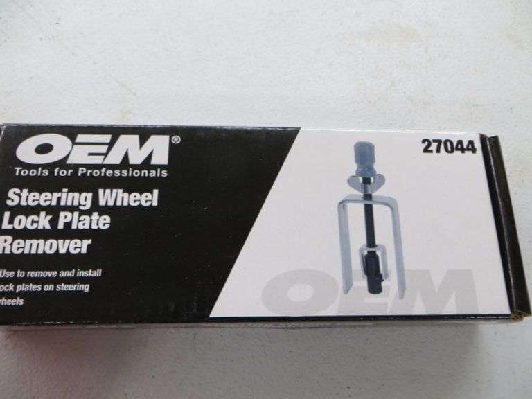 Oem Tools Universal Steering Knuckle Spreader Tool & Steering Wheel