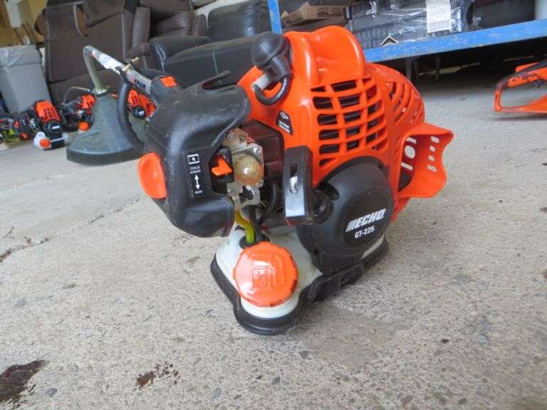 Echo GT-225 String Trimmer - Lambrecht Auction, Inc.