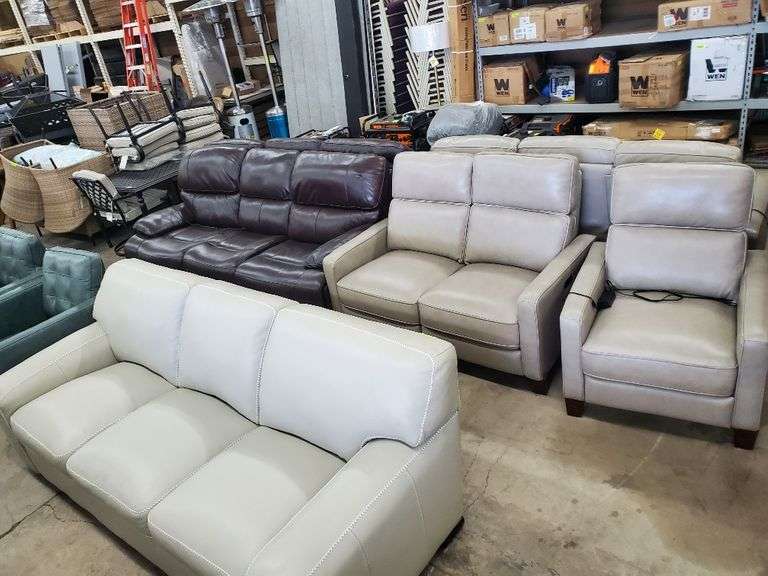 Box Store Auction Lambrecht Auction, Inc.