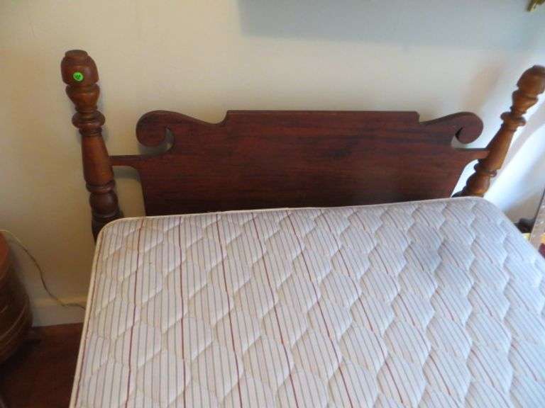 Antique 3 Quarter Bed Lambrecht Auction, Inc.