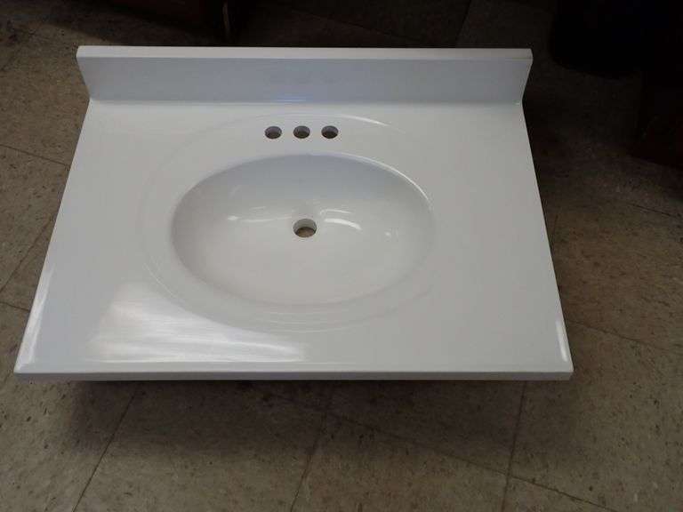 White Vanity Top 31" x 22" Lambrecht Auction, Inc.