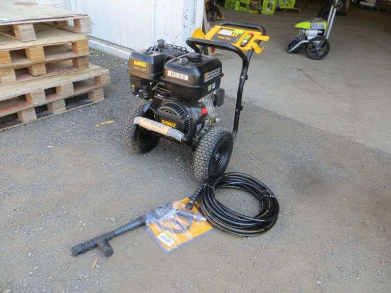 4400 PSI Gas Pressure Washer Dewalt Lambrecht Auction, Inc.