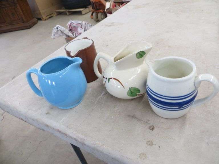 Assorted Creamers Lambrecht Auction, Inc.