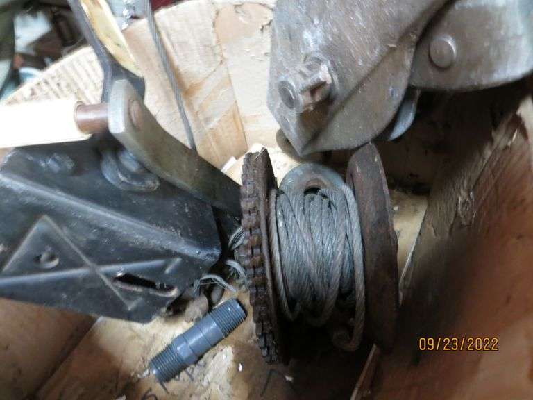 Boat Winches, Aluminum Comealong Lambrecht Auction, Inc.