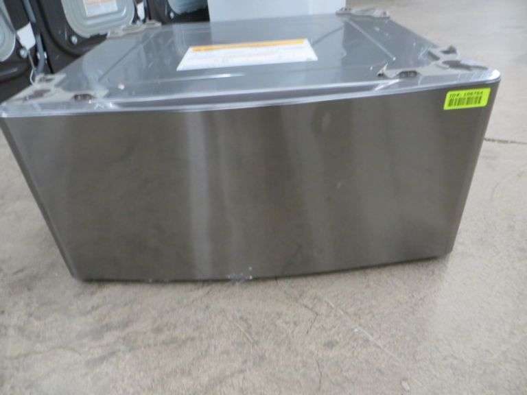 LG Pedestal In STS Silver Model WDP5V Lambrecht Auction, Inc.