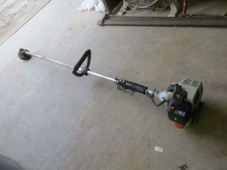 Echo SRM2400 String Trimmer Lambrecht Auction, Inc.