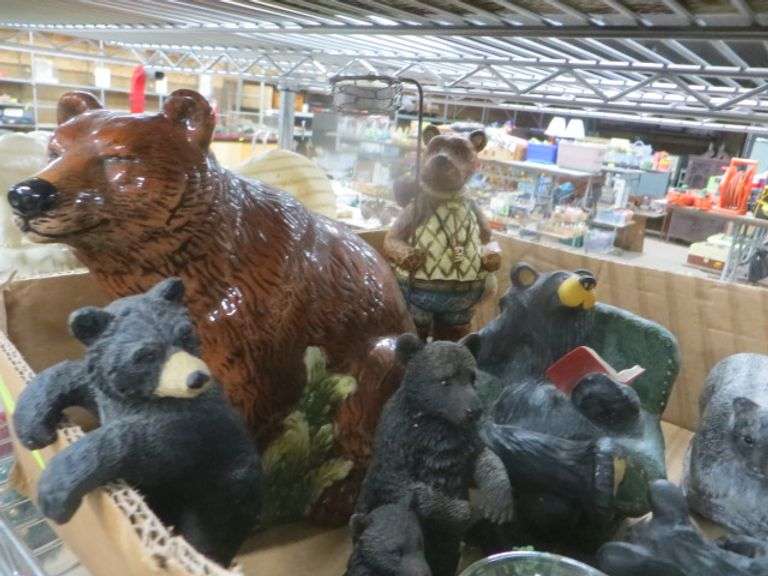 BEARS 2 Boxes Lambrecht Auction, Inc.