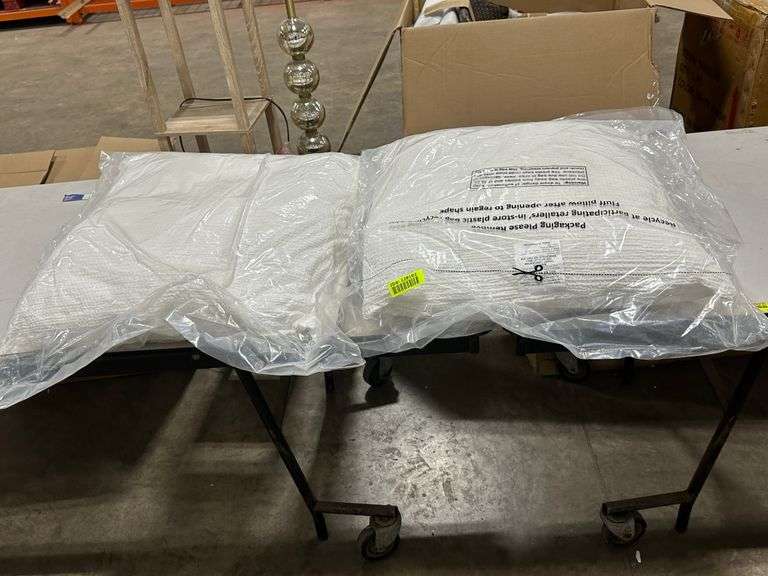 2 Large White Decorative Pillows Lambrecht Auction, Inc.