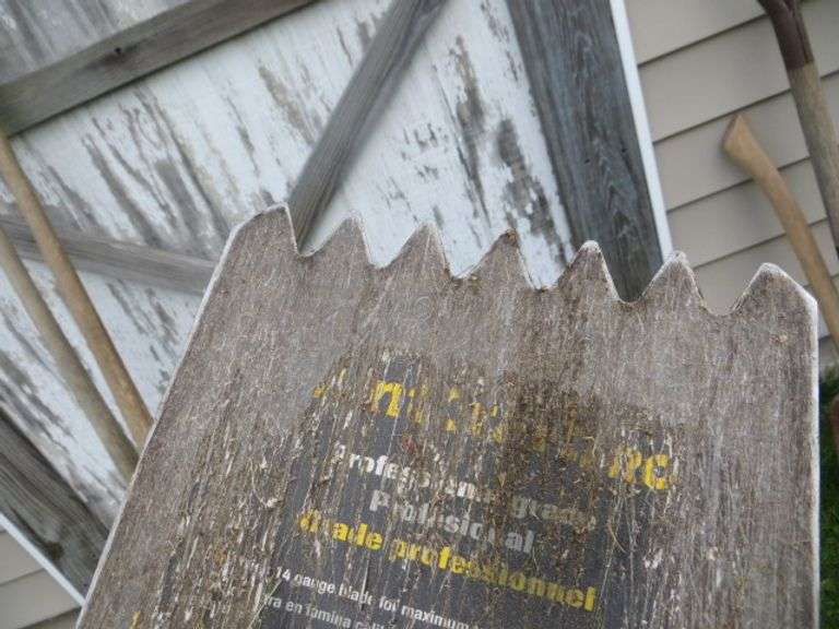 Shingle Shovel Lambrecht Auction, Inc.