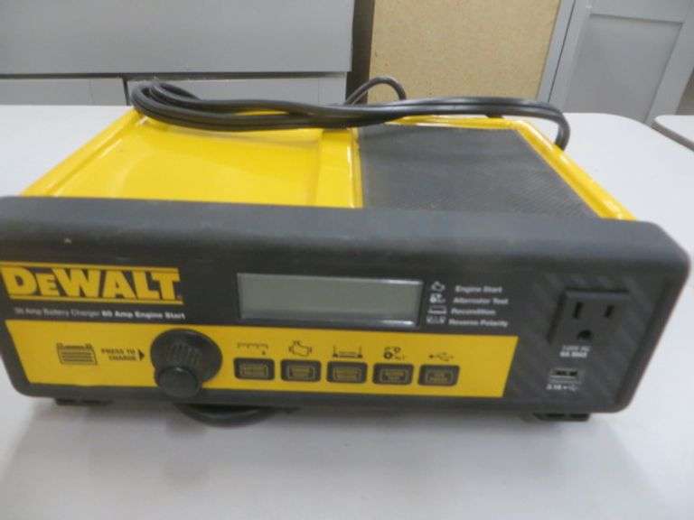 DeWalt Battery Charger And Maintainer Lambrecht Auction, Inc.