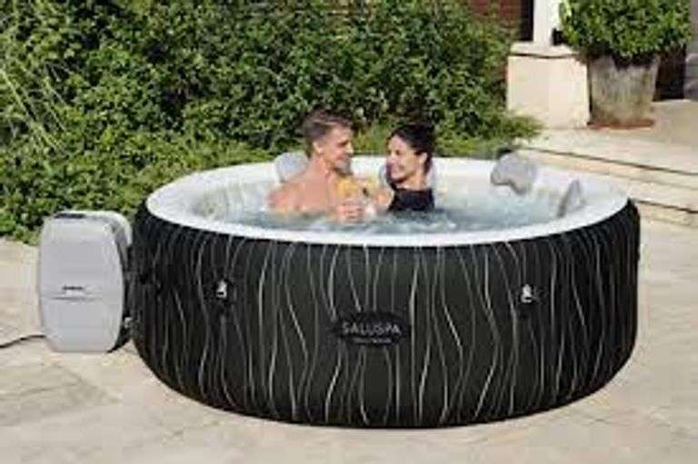 Saluspa Inflatable Spa Model S100105 Lambrecht Auction, Inc.