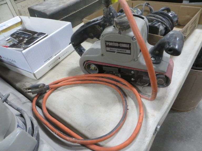 PorterCable 3x21" Belt Sander Lambrecht Auction, Inc.