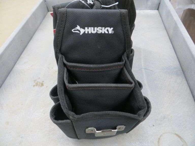 Three Husky Utility Pouches Lambrecht Auction, Inc.
