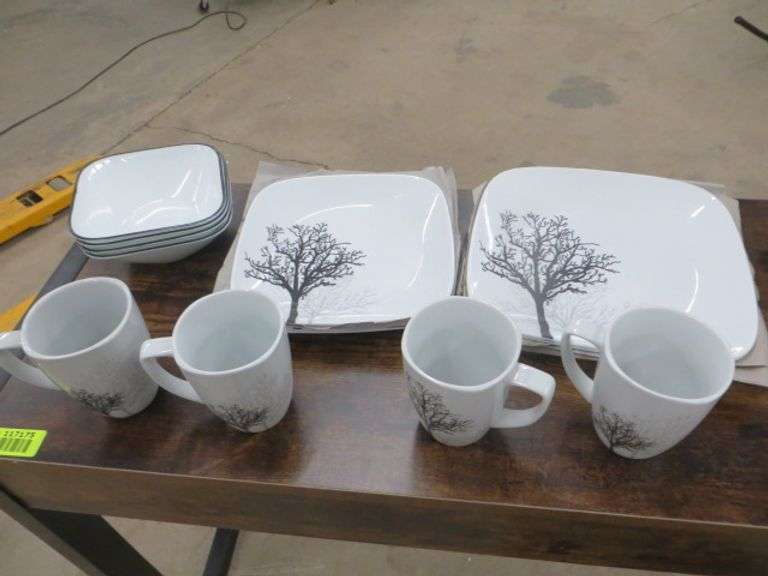 16pc Corelle Studio Collection Dinnerware Set Lambrecht Auction, Inc.
